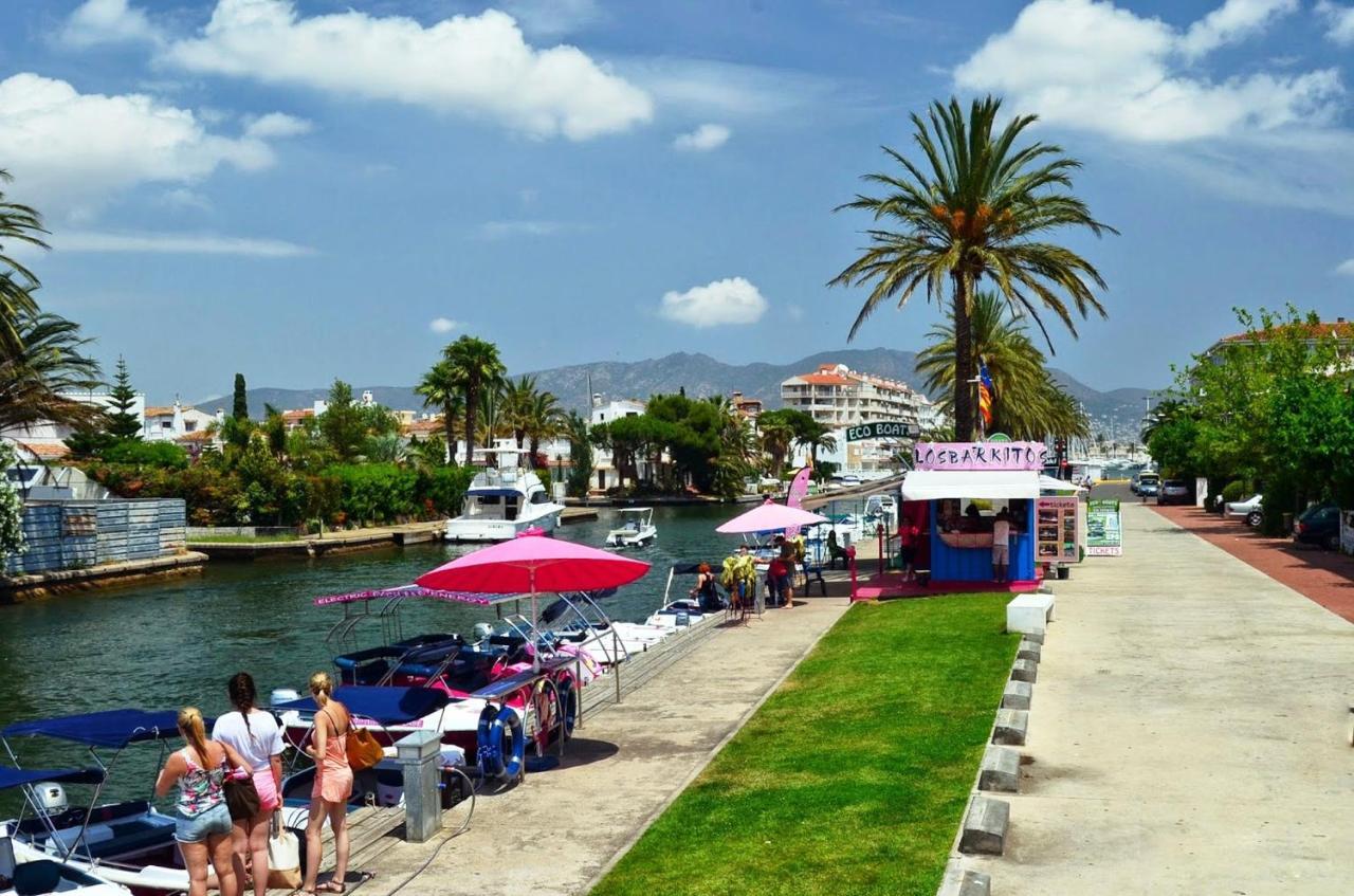 Apart-Rent Apartament Bahia 2c Empuriabrava Bagian luar foto